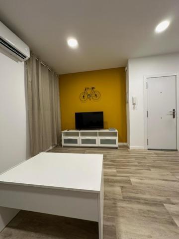 Apartamentos 1240 Benlloch Valensiya Dış mekan fotoğraf